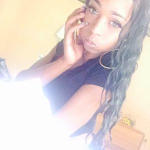 Meet your Posher, Paris